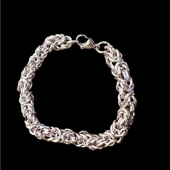 Silver tone thick bracelet 7” - Picture 1 of 2